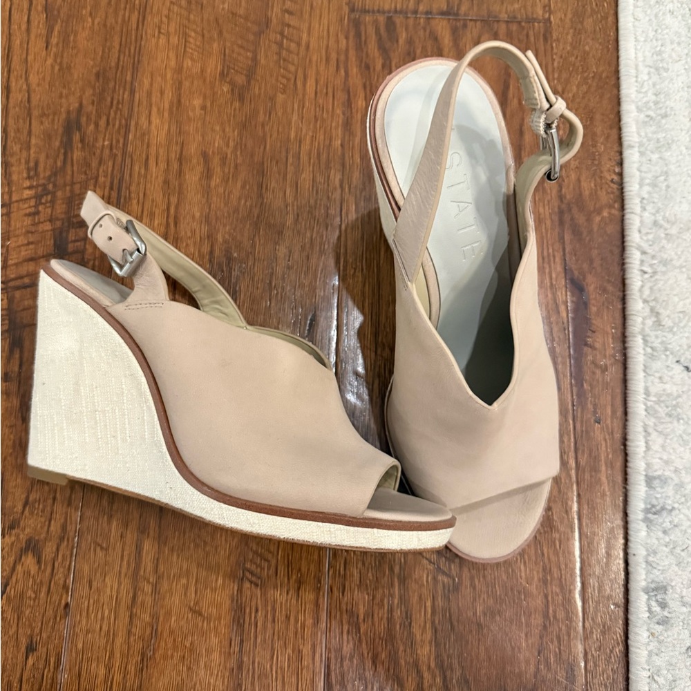 STATE Women's Beige Peep-Toe Wedges